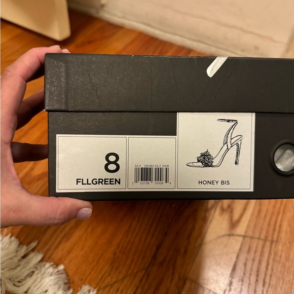 💯Banana Republic | Honey Suede Fringe Sandals wBox - Picture 7 of 7